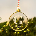 Charger l'image dans la visionneuse de la galerie, Boule de Noël transparente personnalisée – Initiale gravée