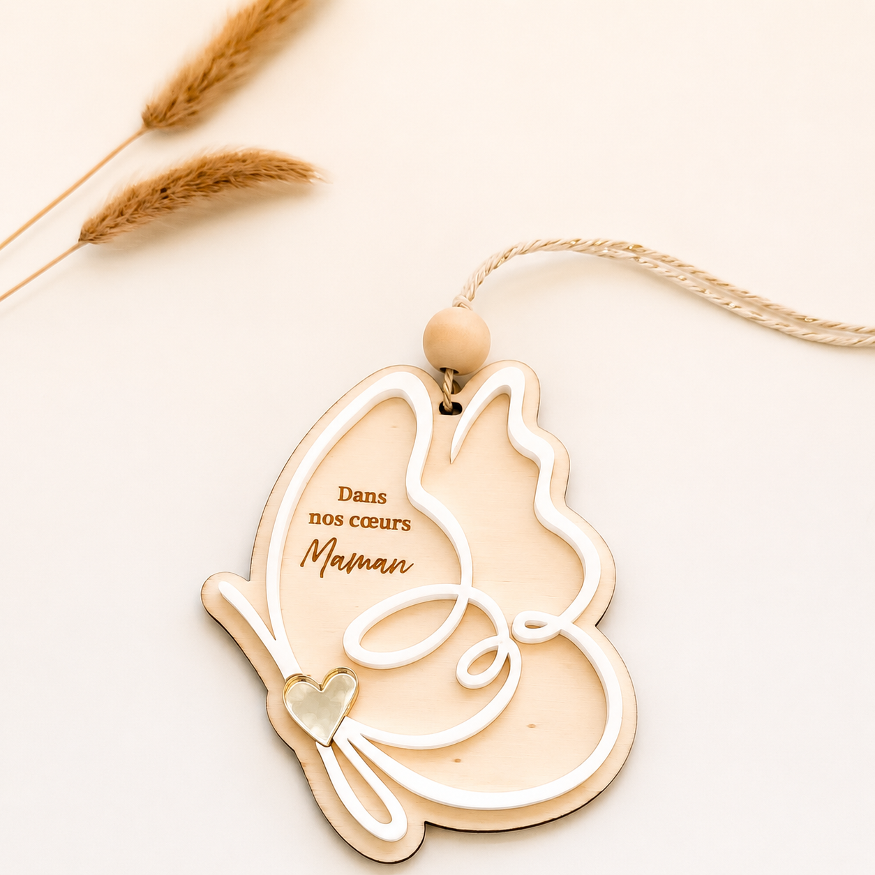Décoration commémorative papillon personnalisée pour honorer le souvenir d’un proche